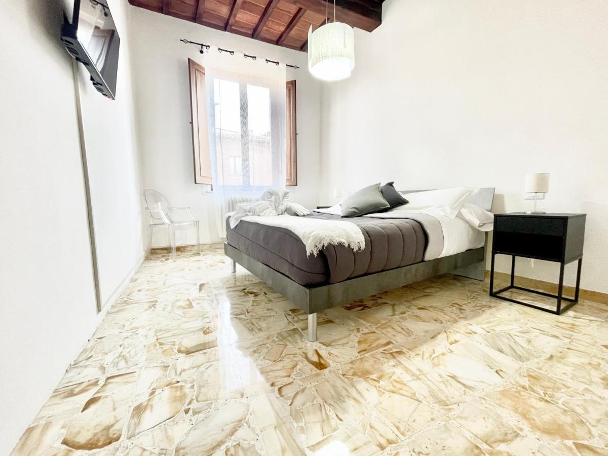 Il Barbero Apartment Сиена Экстерьер фото
